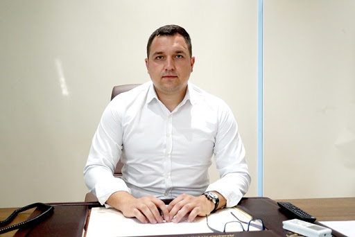 Ministar Lučić galantan na novčaniku, čak i cehove sa stranačkim kolegama plaća iz državne kase