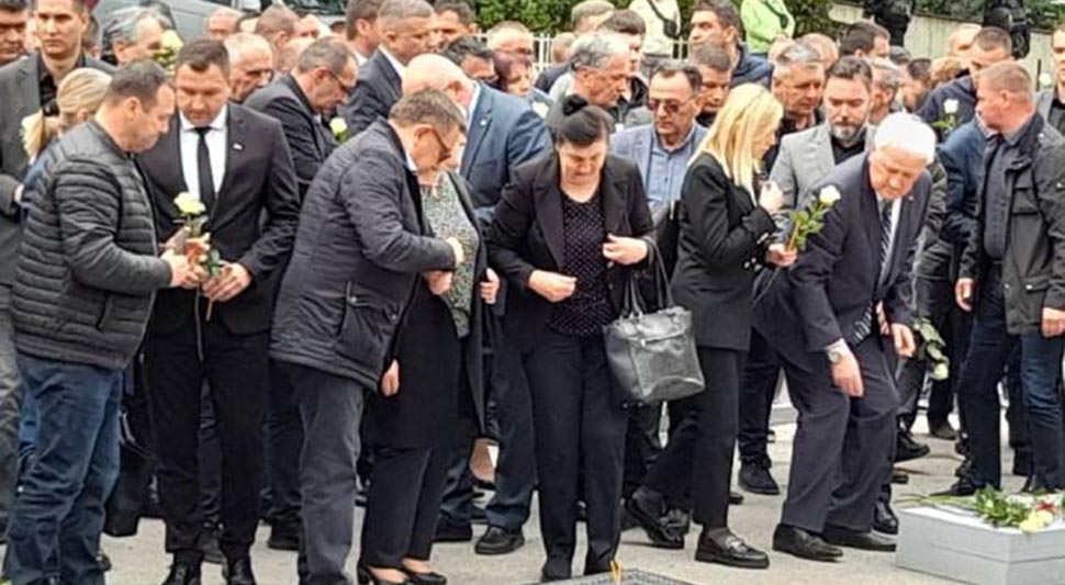 Odata počast stradalima u “Dobrovoljačkoj”