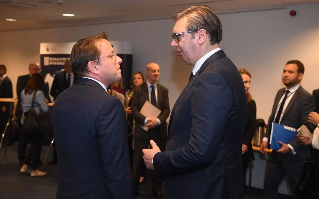 Vučić iz Brisela: “Neće ići tako lako onima koji misle da mogu da nas ucenjuju”