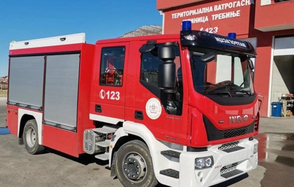 Izgorio automobil novinarke RTRS