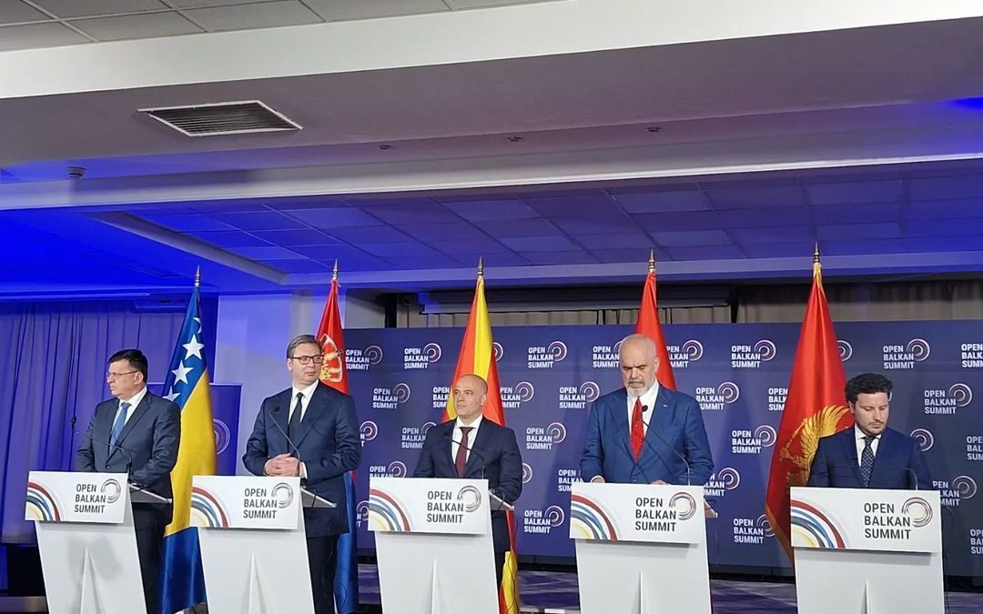 Vučić posle važnih sastanaka: “Imaćemo probleme”