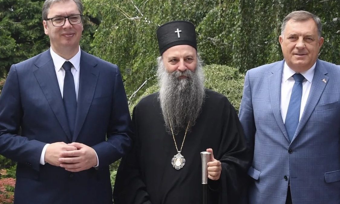 Vučić sa patrijarhom Porfirijem i Dodikom