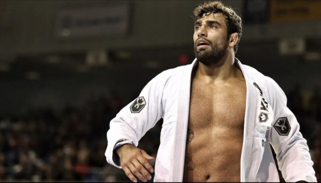 Policajac ubio legendarnog Brazilca