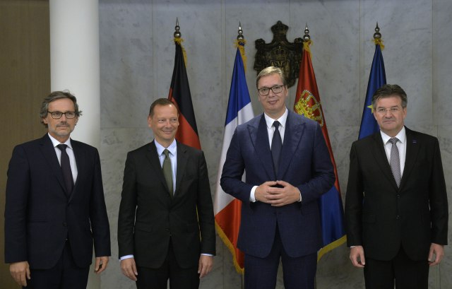 Vučić sa Lajčakom: “Nikakvog priznanja Kosova neće biti”