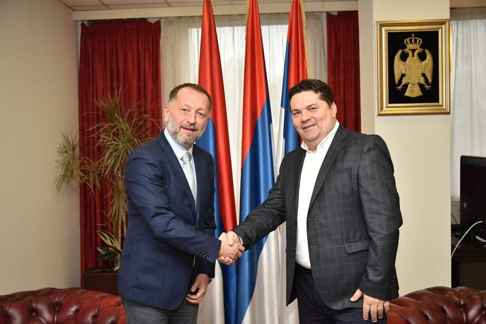 “Nikad bolji dnosi Republike Srpske i Srbije” – Stevandić održao sastanak sa generalnim konzulom Republike Srbije