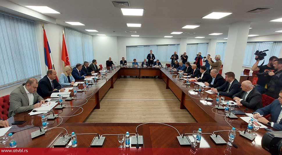 Šta se dešavalo iza zatvorenih vrata na sastanku vladajuće koalicije