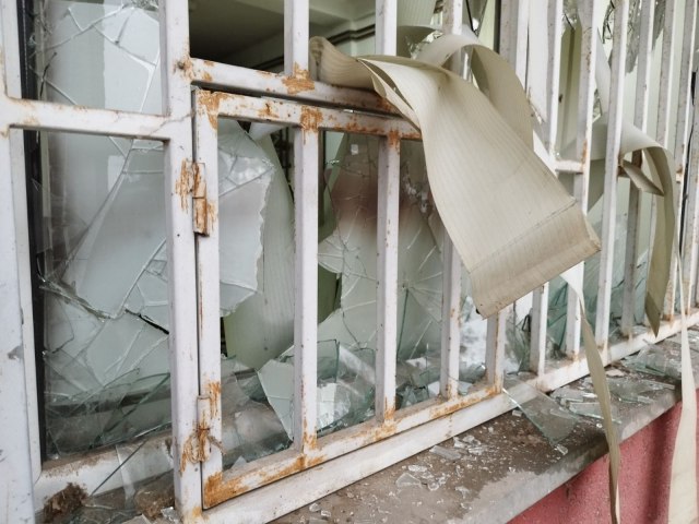 Policija tzv. Kosova upala u zgradu opštine u Kosovskoj Mitrovici