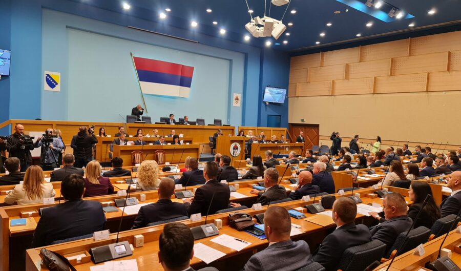 Mogu dvije plate, ali ne i duple funkcije