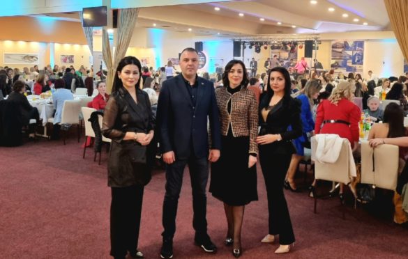 Ujedinjena Srpska organizovala druženje povodom Dana žena