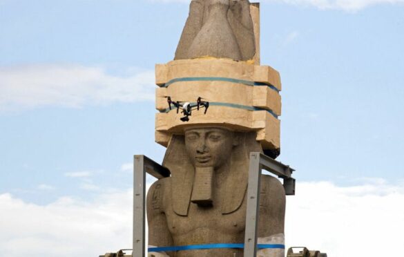 Lopovi kranom pokušali ukrasti kip Ramzesa II, nisu uspjeli jer je bio pretežak