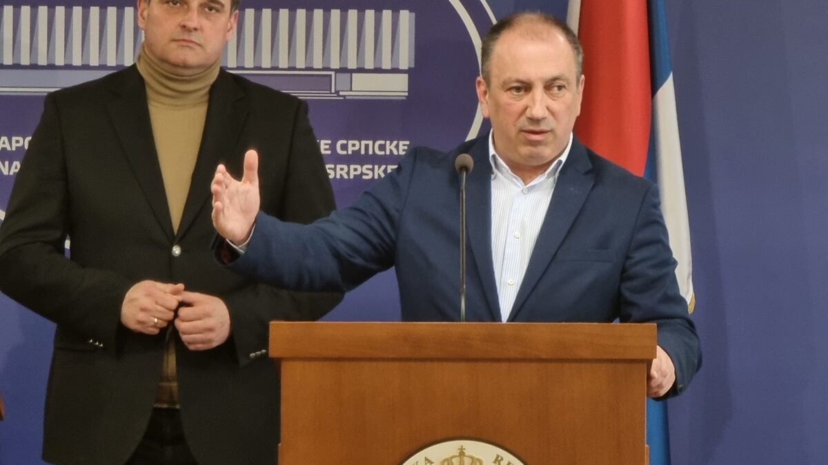 Crnadak:  Dodik je toksična ličnost koja što prije treba da ode