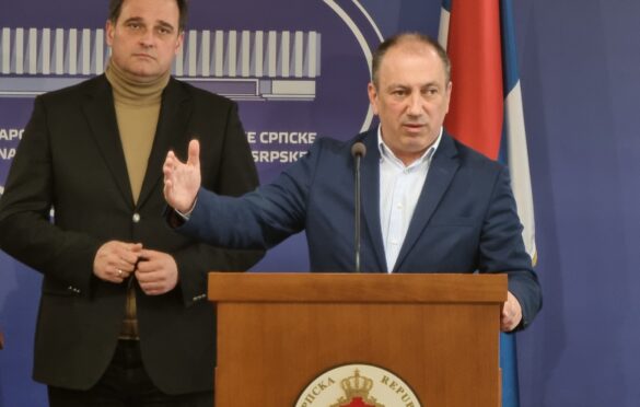 Crnadak: Milanovića proglasiti nepoželjnim i zabraniti mu javne resurse Srpske