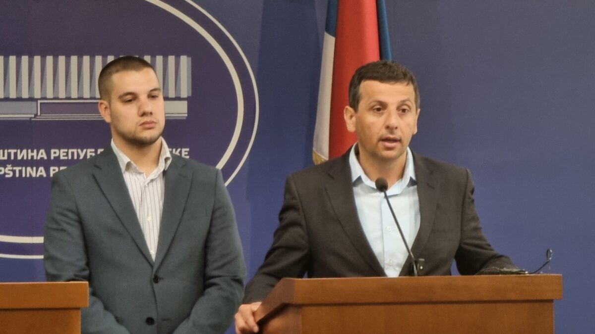 Vukanović priznao: Vučinić glasao u moje ime, prihvatamo sankciju kakva god da bude