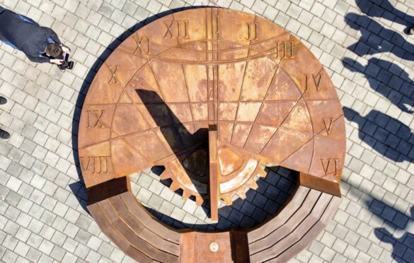 U centru Banjaluke postavljen prvi sunčani sat