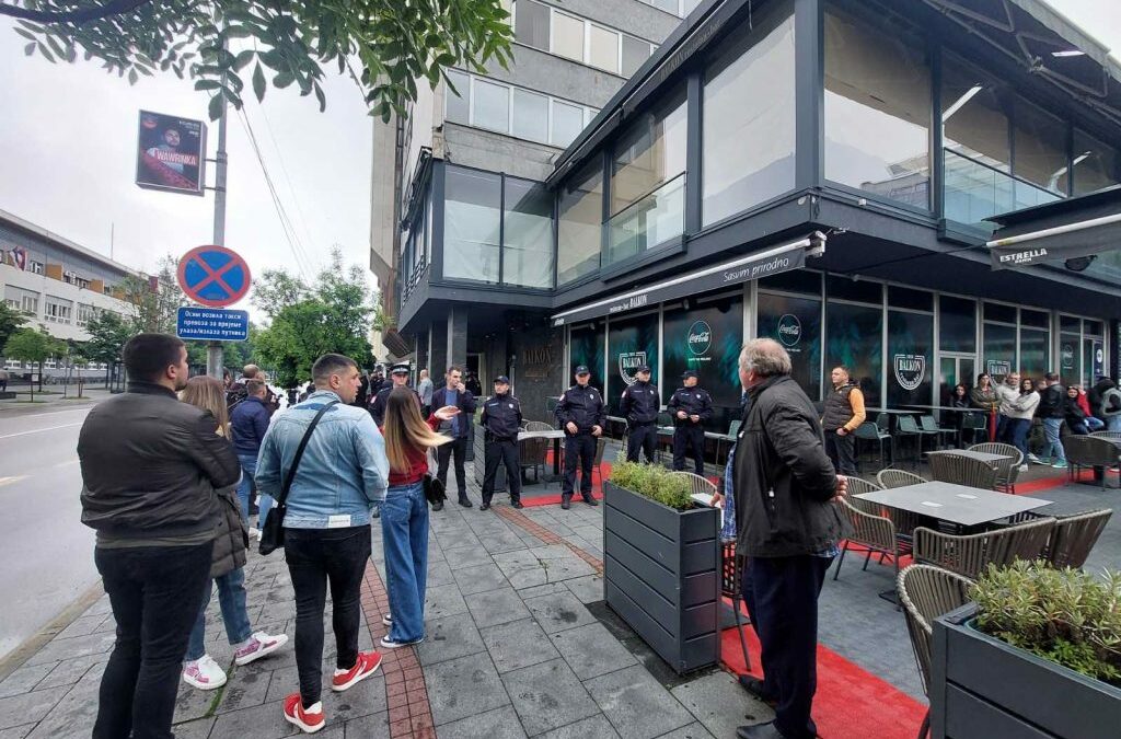 Policija izuzima “Balkon” od Milakovića