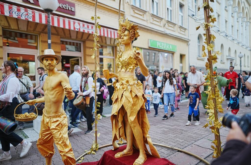 Fenomenalni nastupi, muzika i ples na svakom ćošku u Banjaluci