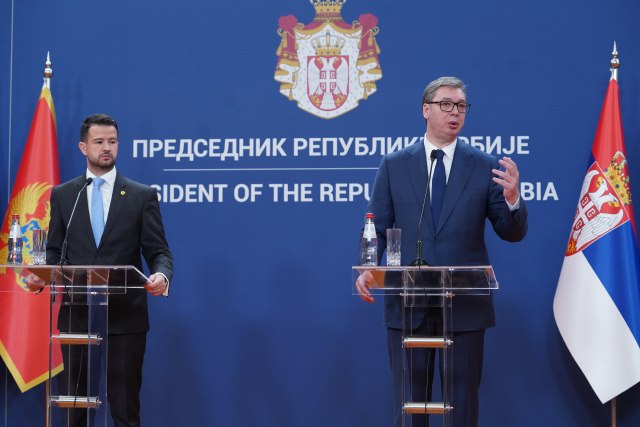 Vučić: Trudimo se da odnosi sa Crnom Gorom budu bolji; Milatović: Imenovati ambasadore