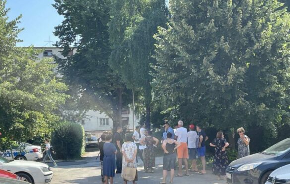 Borba mještana Obilićeva urodila plodom: Protesti preusmjerili izlaz iz garaže u ulicu Mirka Kovačevića