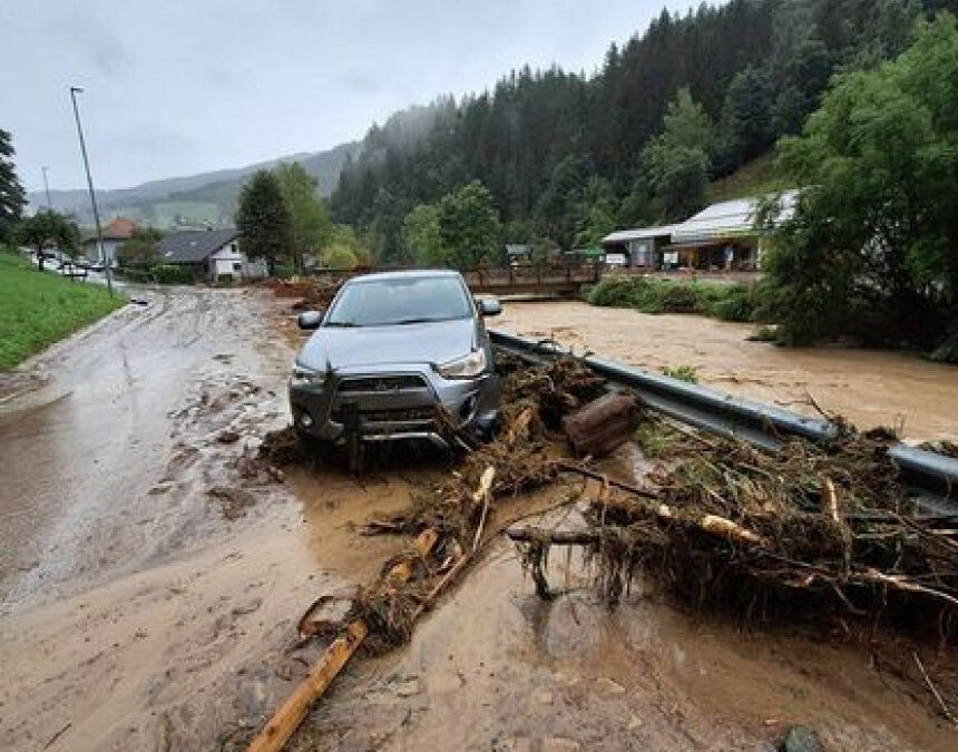 Novo nevrijeme u Sloveniji: Pljusak sa olujnim vjetrom