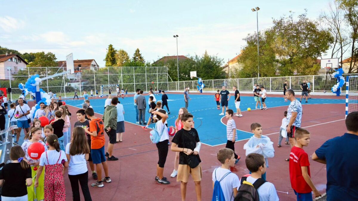 Kočićev vijenac dobilo moderne sportske terene