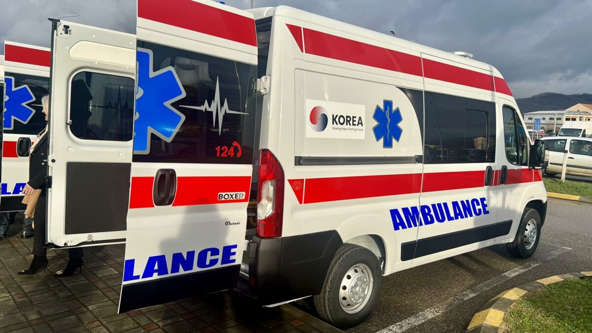 Zamjenica ministra civilnih poslova BiH Marijana Mojić preuzela korejsku donaciju ambulantnih vozila – Značajna pomoć zdravstvenim ustanovama