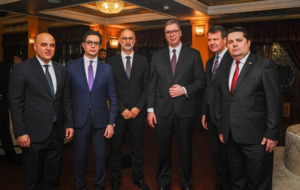 Stevandić: Sveti Sava se nije odrekao snage mača ni mudrosti pera – nećemo ni mi