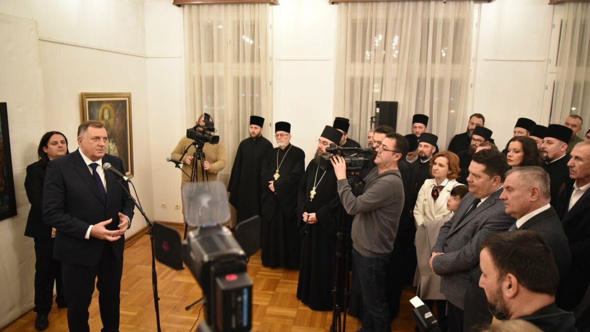 U Banjaluci otvorena izložba “Sveti Sava, Svetogorac i Hilandarac. Savremeni umetnički izraz”