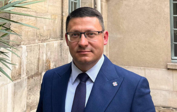 Đurđev: Manojlovićeve optužbe na račun Parezanovića najbolje opisuje ona narodna – što je babi milo, to joj se i snilo!