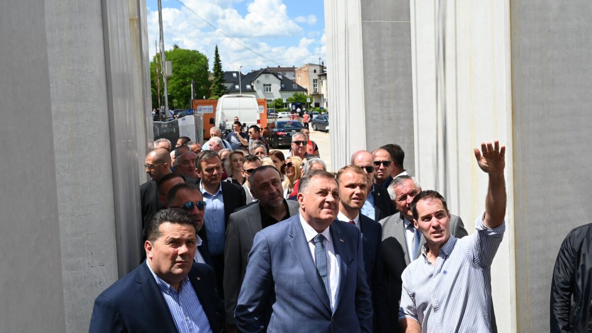 Stevandić: Zajedničkim snagama ulazi se u završnu fazu izgradnje centralnog spomen-obilježja poginulim borcima Vojske Republike Srpske