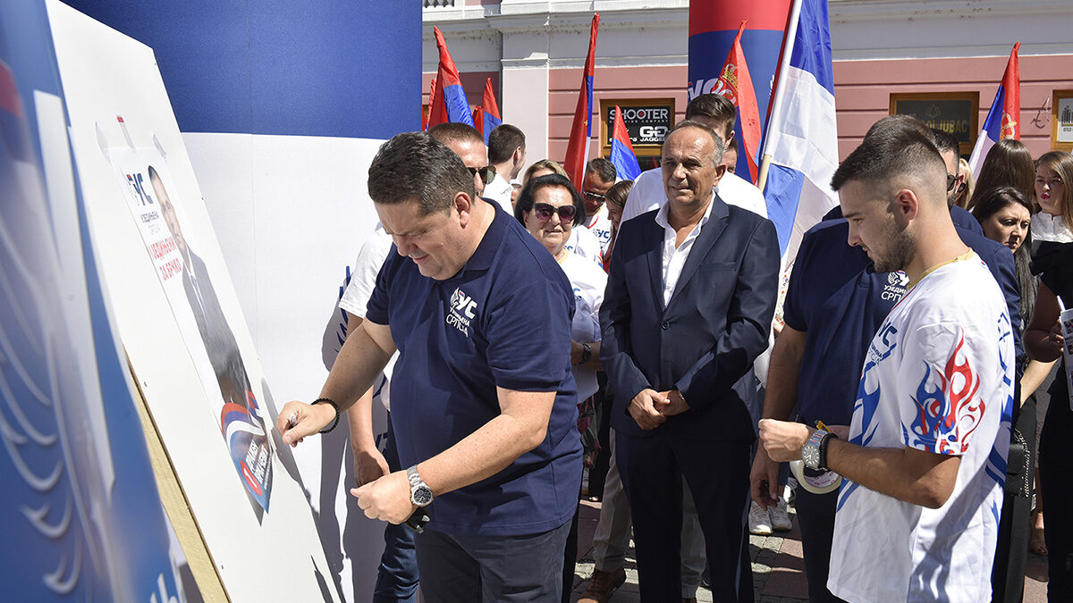 Start kao iz udžbenika: Nisu najveća stranka u Srpskoj, ali im svi zavide na početku kampanje