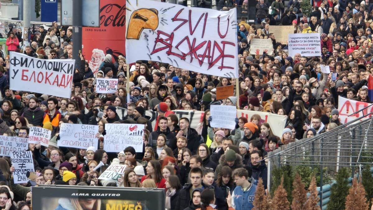 Hrvatski i ukrajinski “studenti” ruše vlast u Srbiji