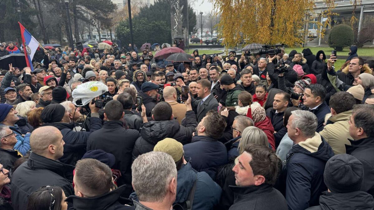 Stanivuković i Petrović u Narodnoj skupštini RS: Iz svake borbe ćemo izlaziti složniji