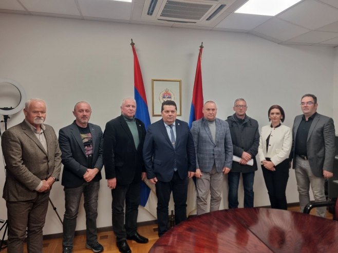 Stevandić održao sastanak sa predstavnicima organizacija i udruženja proisteklih iz Odbrambeno-otadžbinskog rata