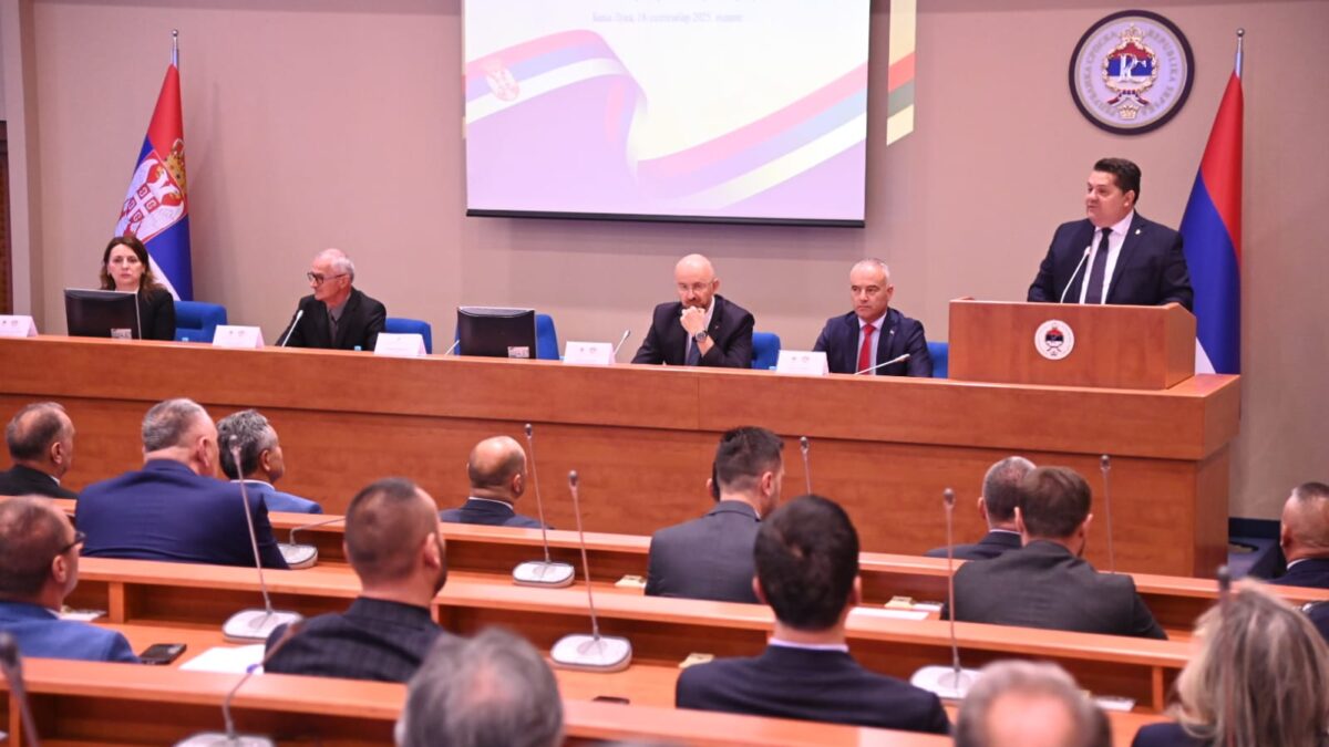 Treći parlamentarni forum Srbija–Srpska Stevandić poručio da je poštovanje suvereniteta naroda preduslov mira