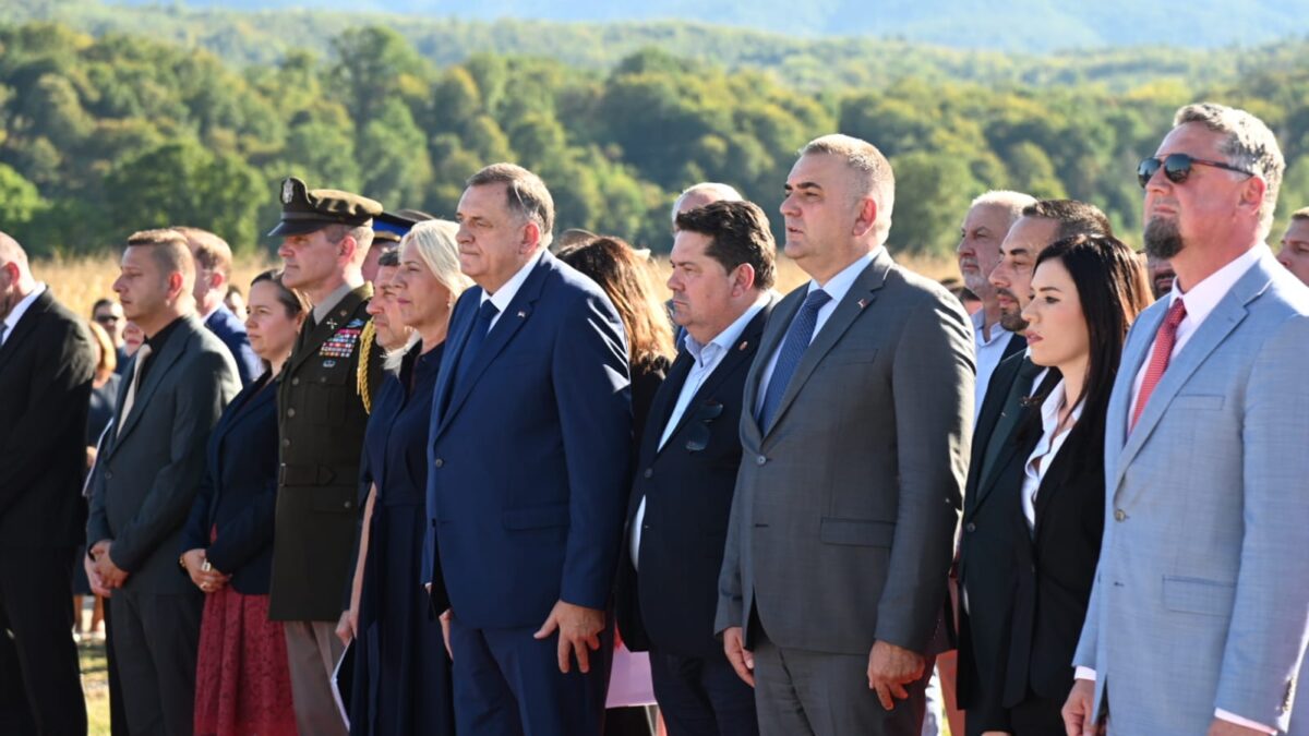 Stevandić: Prisustvo potomaka spasenih pilota ispravlja istorijsku nepravdu