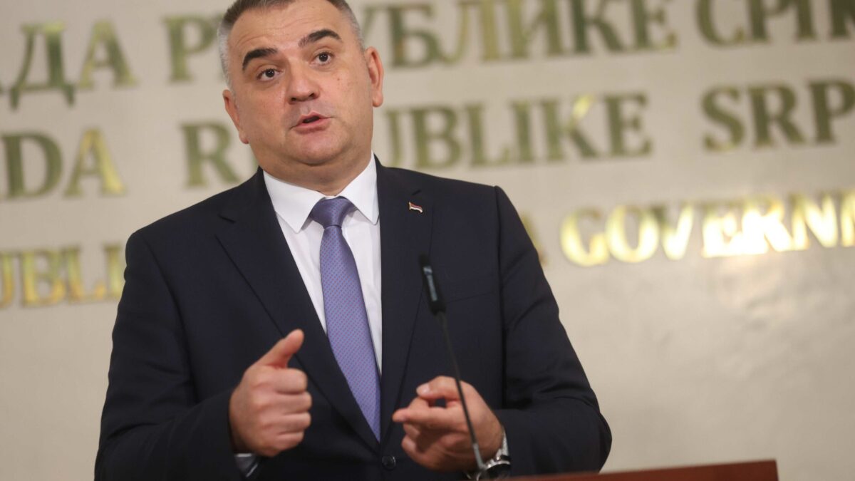 Minić: Nikšić podiže tenzije da bi skrenuo pažnju sa porodičnog biznisa