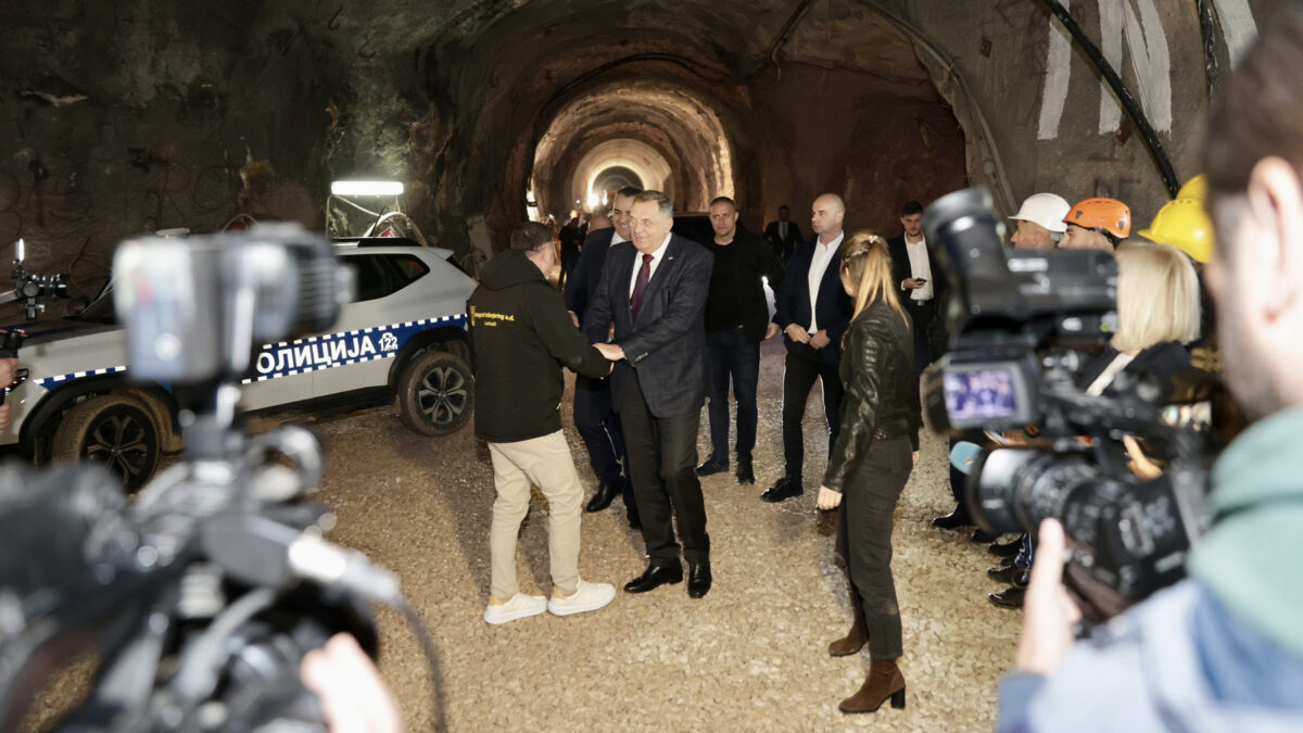 Zvaničnici Republike Srpske prošli kroz tunel HE Dabar