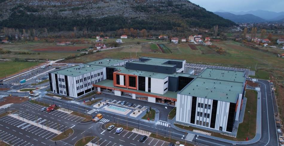 Svečano otvorena novoizgrađena bolnica “Sveti arhiđakon Stefan-9. januar” u Trebinju