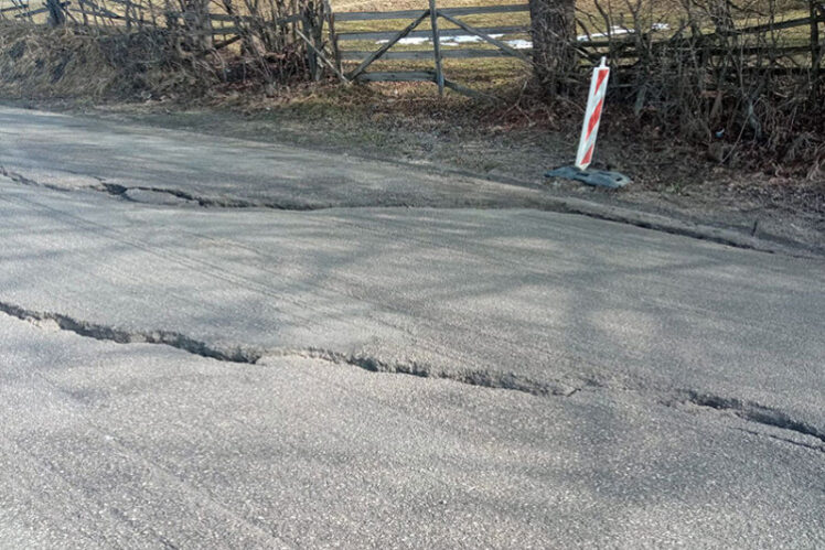 Ponovo aktivno klizište u Potkrajevima: Ugrožena bezbjednost saobraćaja