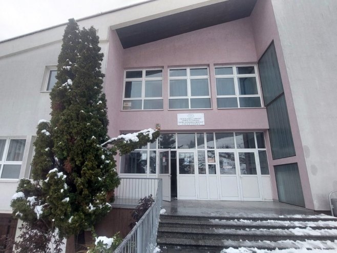 Direktor škole u Srebrenici: Preduzete sve mjere zaštite učenika