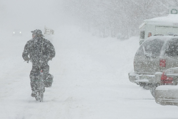 Snježna oluja paralizovala sjeveroistok SAD