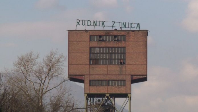 Zenički rudari i dalje u jami – traže pismenu potvrdu da će dobiti plate