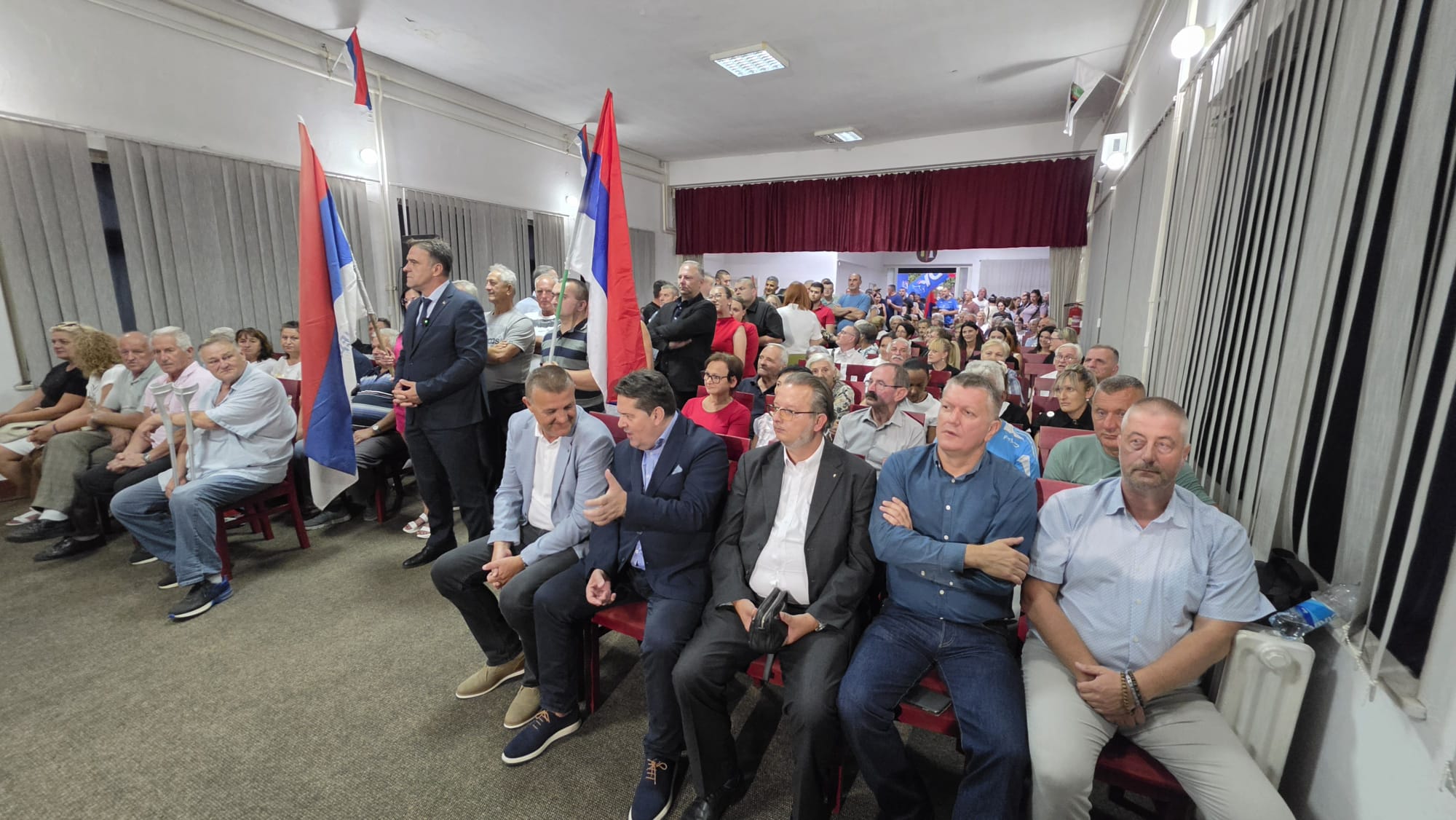 Prepuna sala Centra za kulturu: Svako ko prođe kroz Stanare vidi snagu Ujedinjene Srpske
