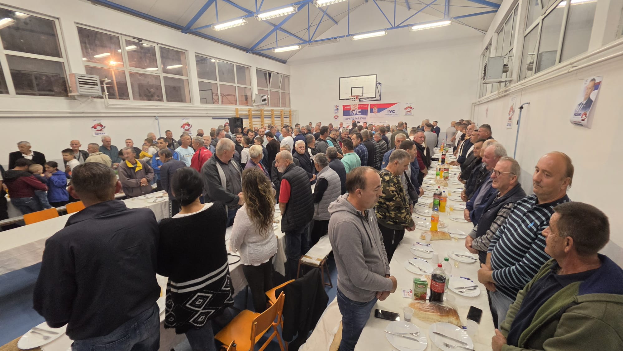Ujedinjena Srpska sada puni dvije sale dnevno: Narod za čvrstu nacionalnu i bolju ekonomsku politiku
