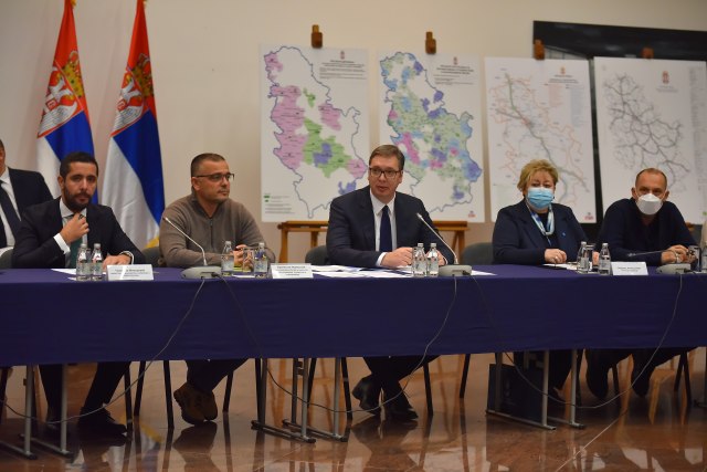 Vučić: Za četiri godine Beograd-Niš za dva sata