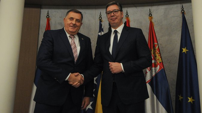 Dodik podržao Vučića u borbi za Kosovo i Metohiju