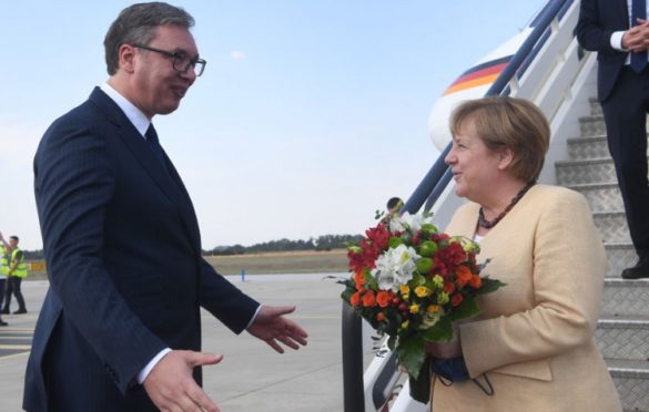 Vučić zadovoljan sastankom sa Angelom Merkel: Zahvaljujući njenim naporima sve ovo vrijeme imali smo mir na Balkanu