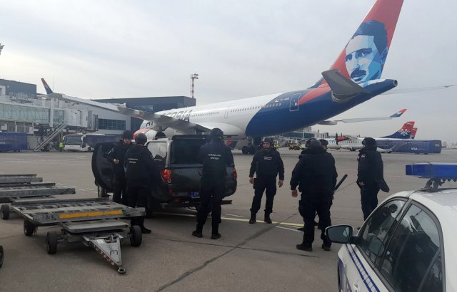 Treća lažna dojava o bombi u avionu za Moskvu
