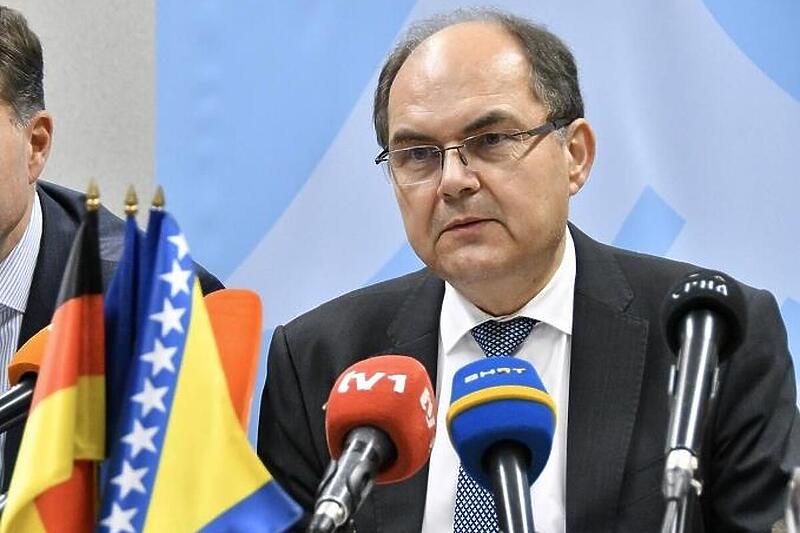 Sarajevo od oduševljenja do razočarenja Šmitom