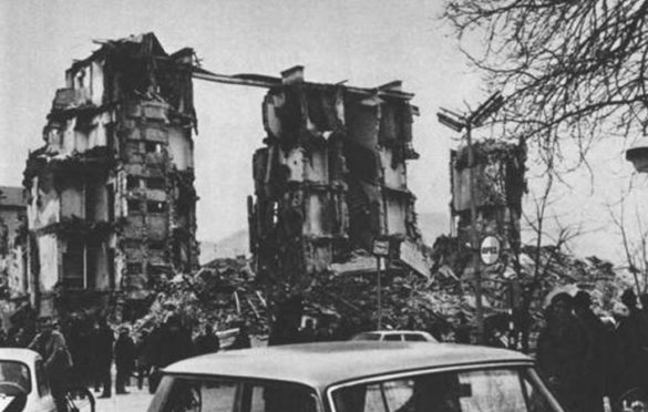 Oglasile se sirene povodom godišnjice razornog zemljotresa